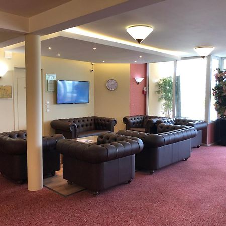 Hotel Altina Pacy-sur-Eure ภายนอก รูปภาพ