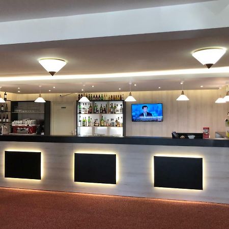 Hotel Altina Pacy-sur-Eure ภายนอก รูปภาพ