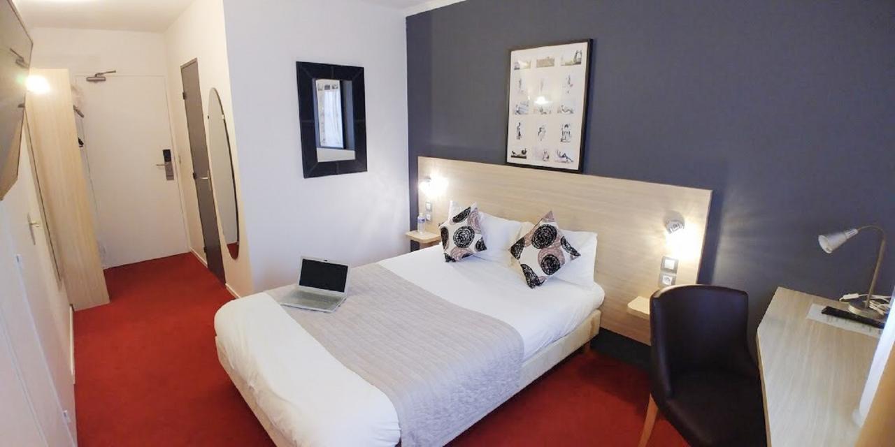 Hotel Altina Pacy-sur-Eure ภายนอก รูปภาพ
