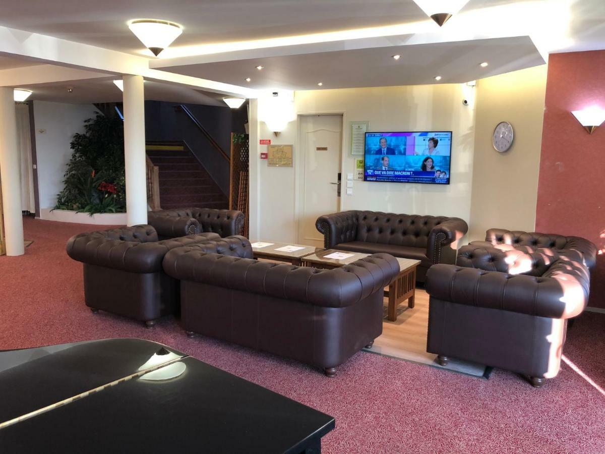 Hotel Altina Pacy-sur-Eure ภายนอก รูปภาพ