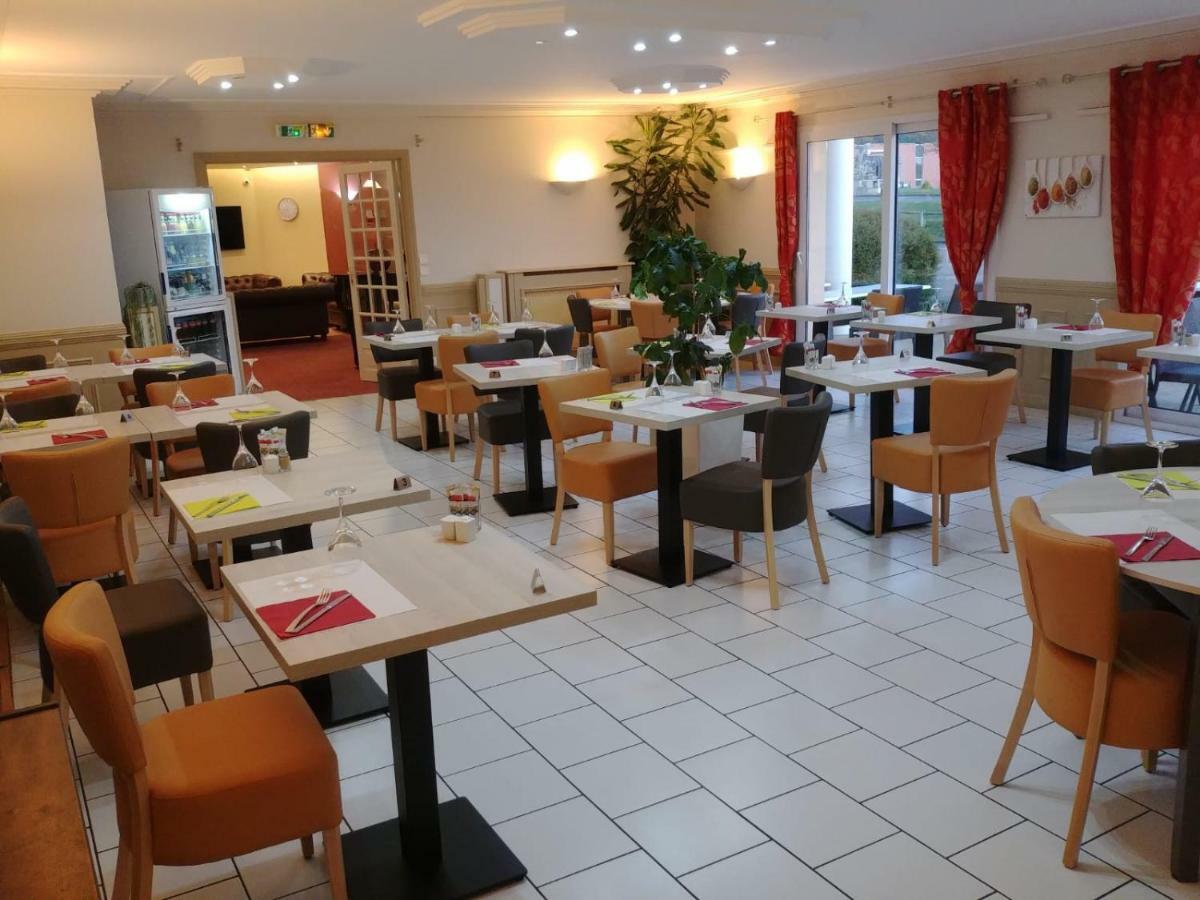 Hotel Altina Pacy-sur-Eure ภายนอก รูปภาพ