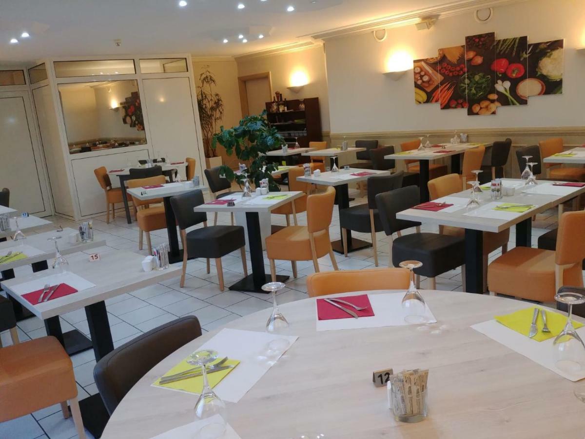 Hotel Altina Pacy-sur-Eure ภายนอก รูปภาพ
