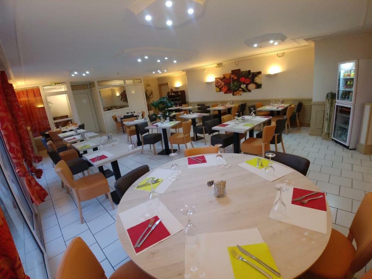 Hotel Altina Pacy-sur-Eure ภายนอก รูปภาพ