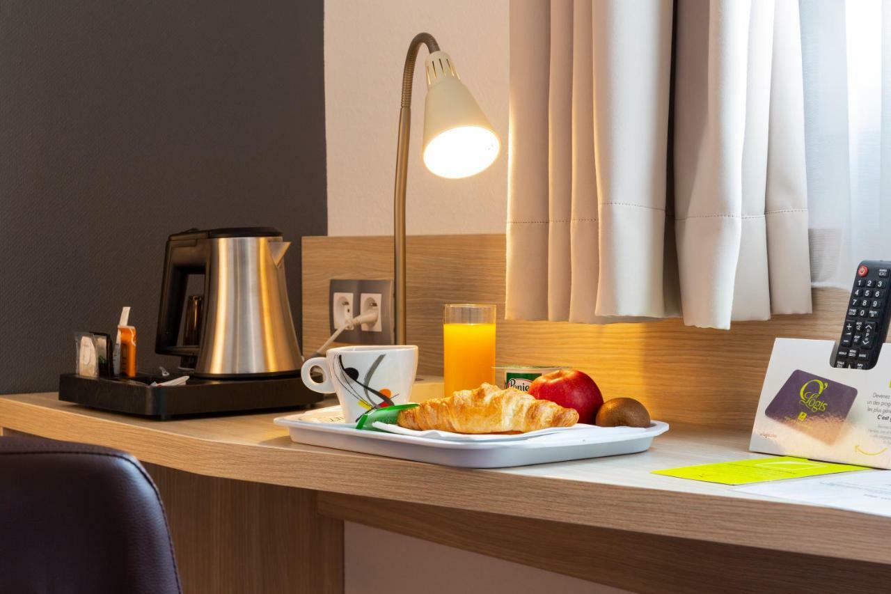 Hotel Altina Pacy-sur-Eure ภายนอก รูปภาพ