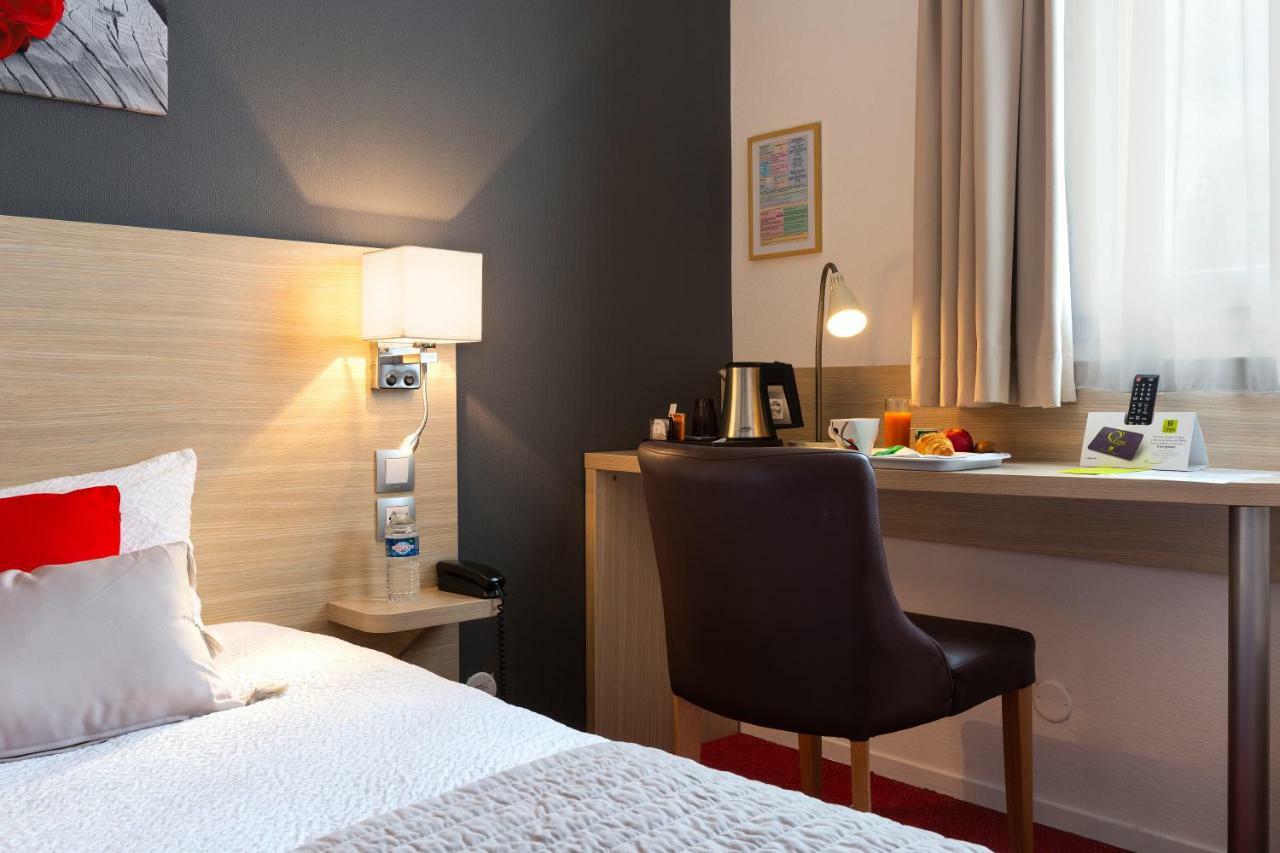 Hotel Altina Pacy-sur-Eure ภายนอก รูปภาพ